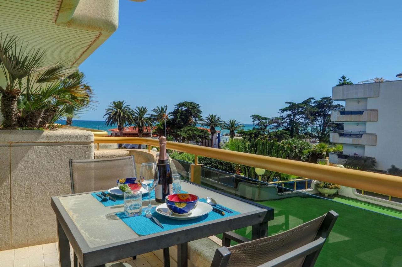Mediterraneo Seaview Apartment By Hello Homes Sitges Exterior foto