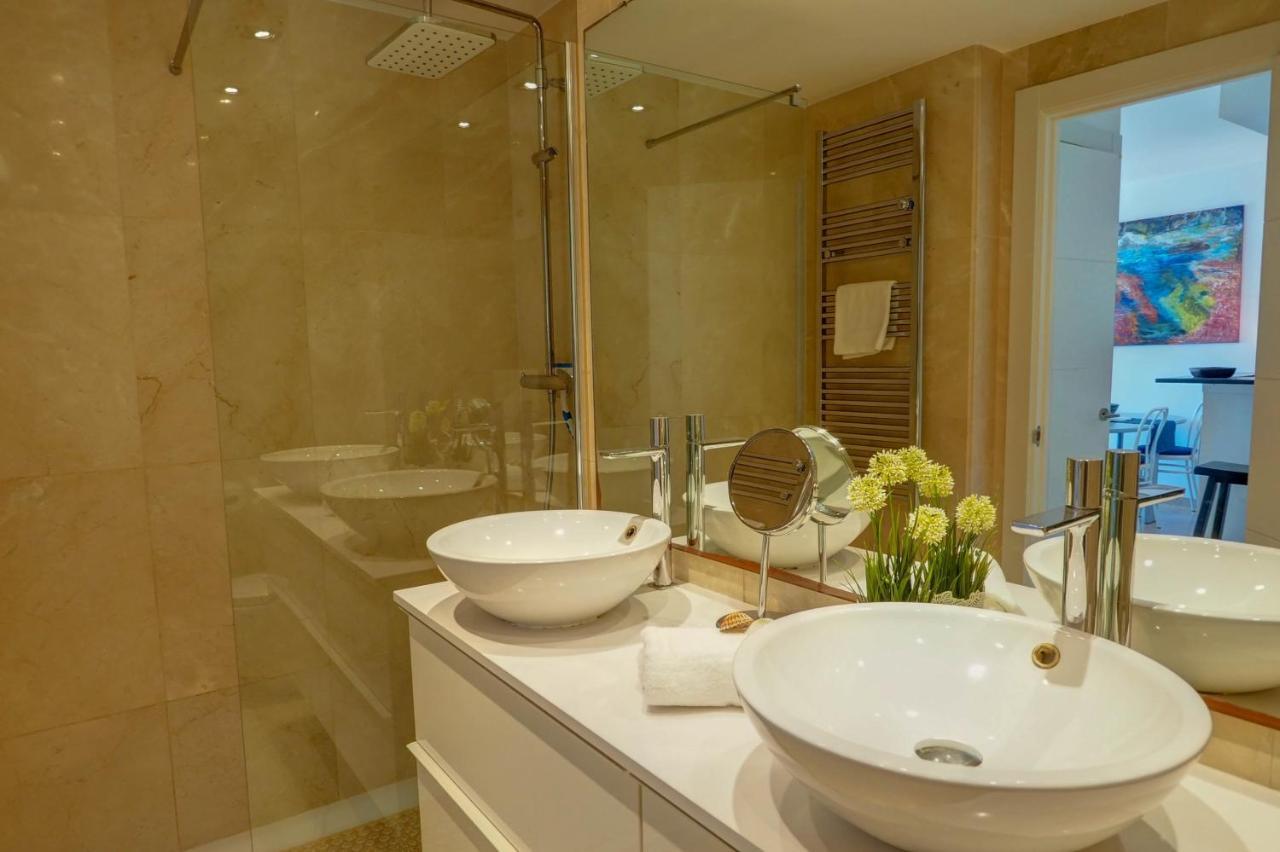 Mediterraneo Seaview Apartment By Hello Homes Sitges Exterior foto